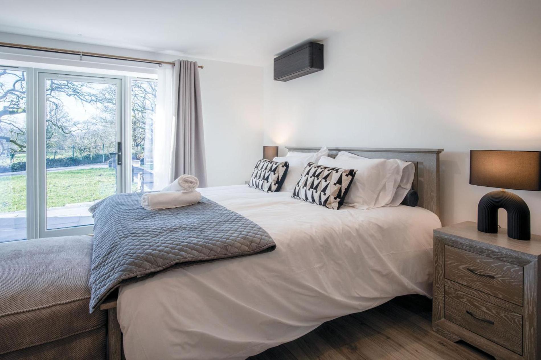 Suite 10 - Sleeping Giant Hotel - Pen Y Cae Inn Brecon Buitenkant foto