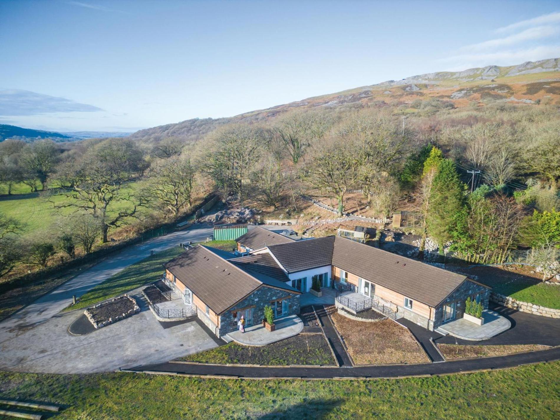 Suite 10 - Sleeping Giant Hotel - Pen Y Cae Inn Brecon Buitenkant foto
