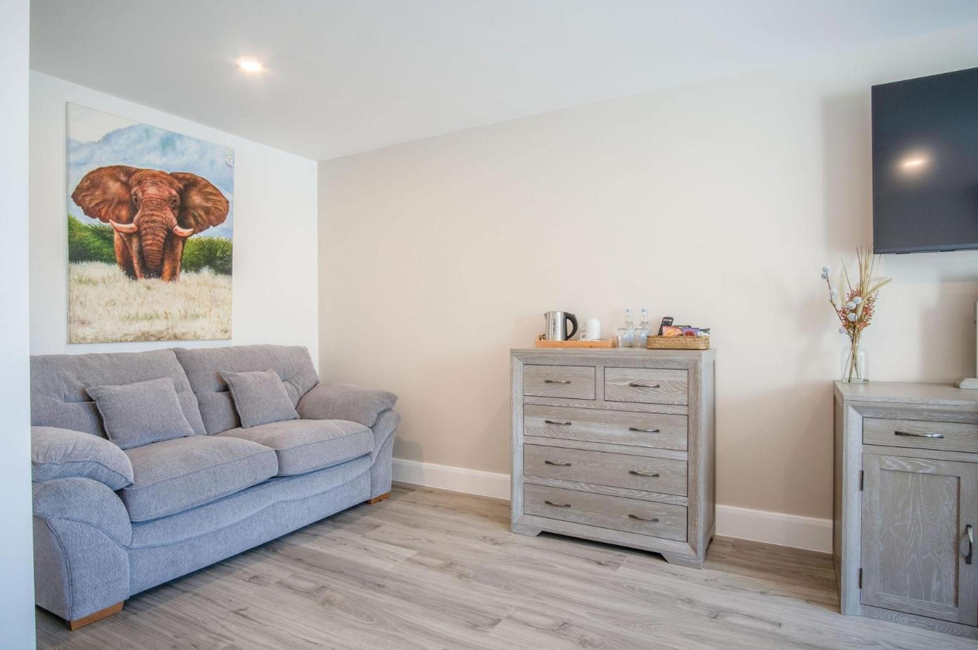 Suite 10 - Sleeping Giant Hotel - Pen Y Cae Inn Brecon Buitenkant foto