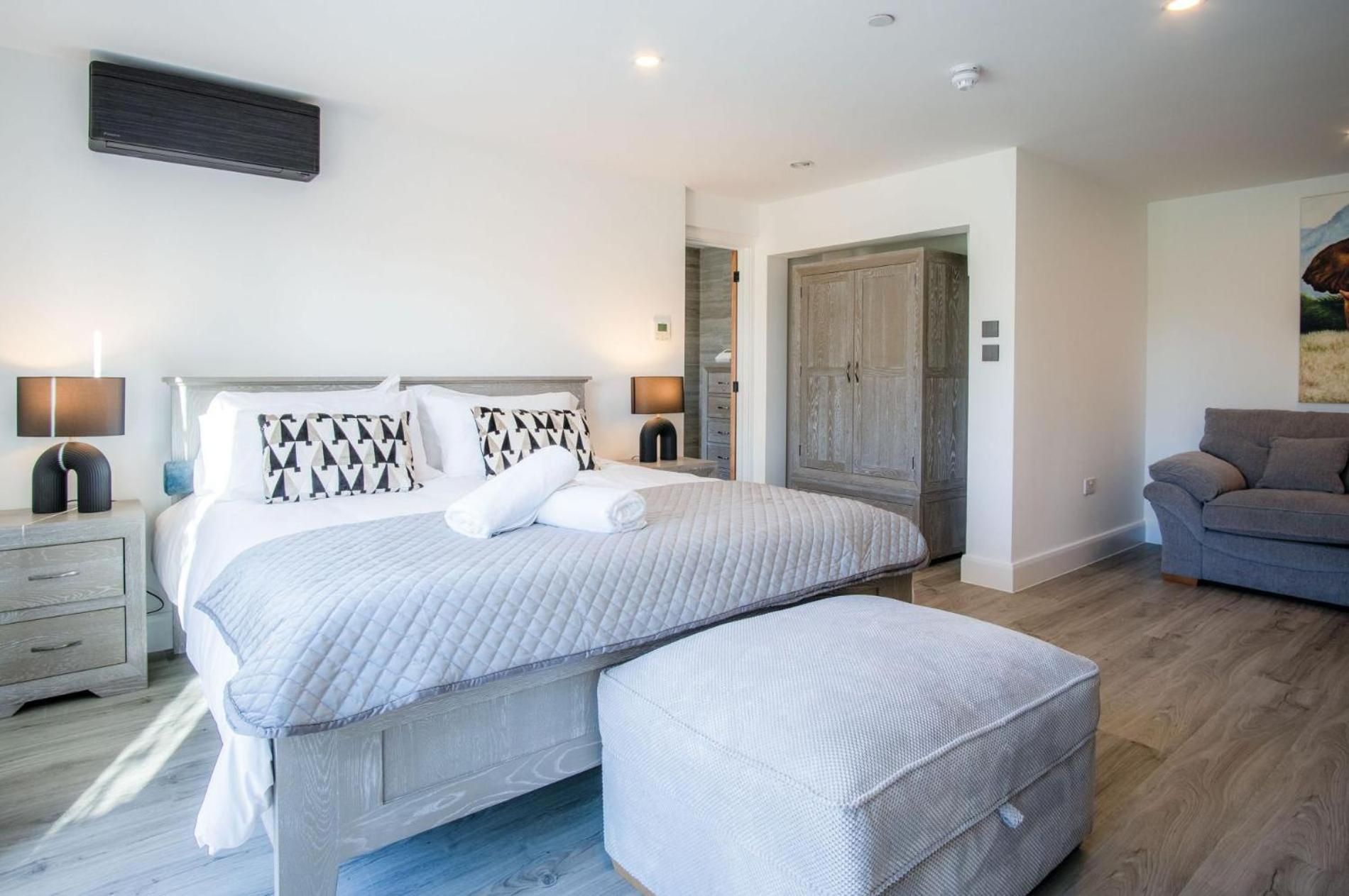 Suite 10 - Sleeping Giant Hotel - Pen Y Cae Inn Brecon Buitenkant foto