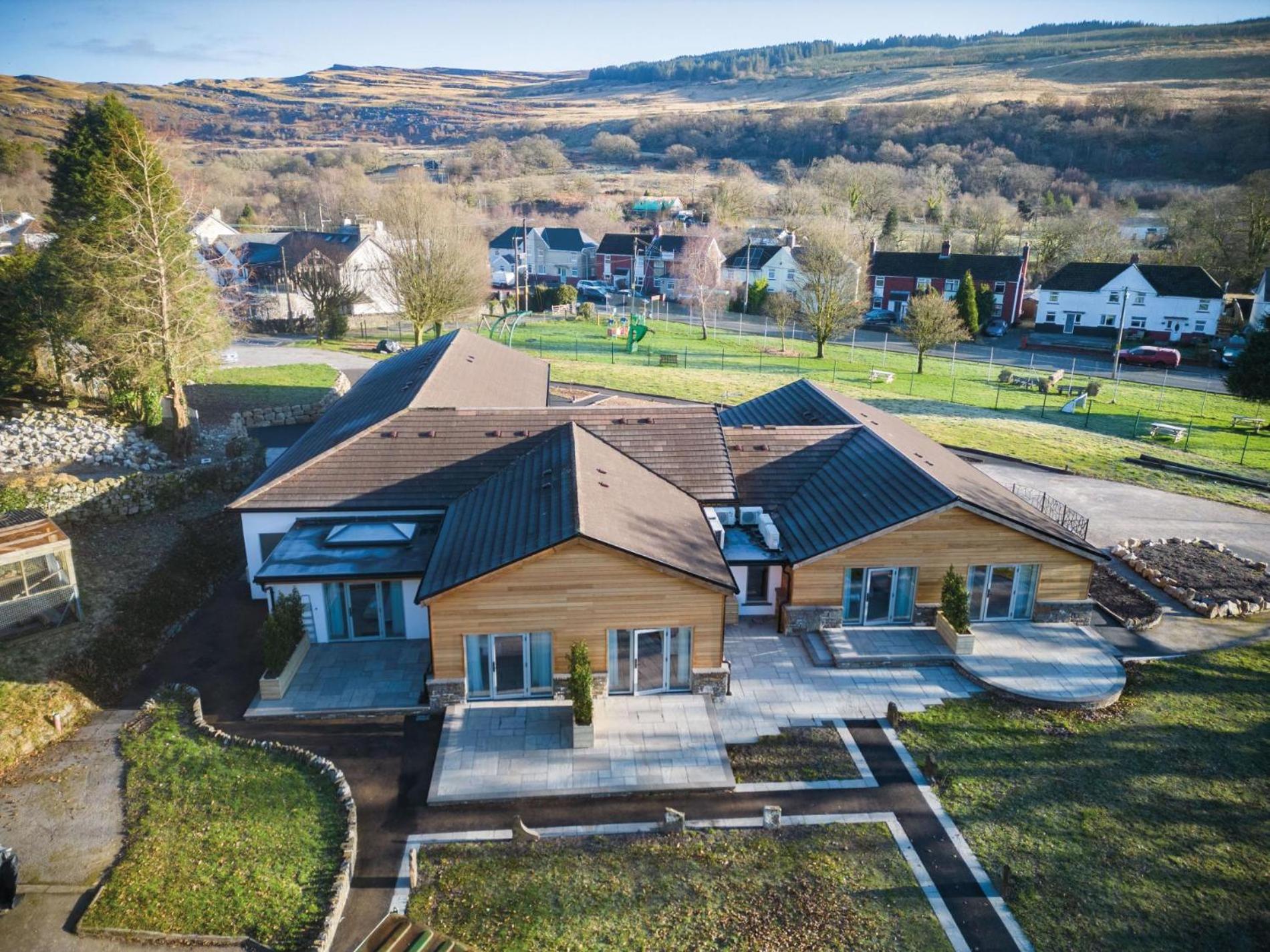 Suite 10 - Sleeping Giant Hotel - Pen Y Cae Inn Brecon Buitenkant foto