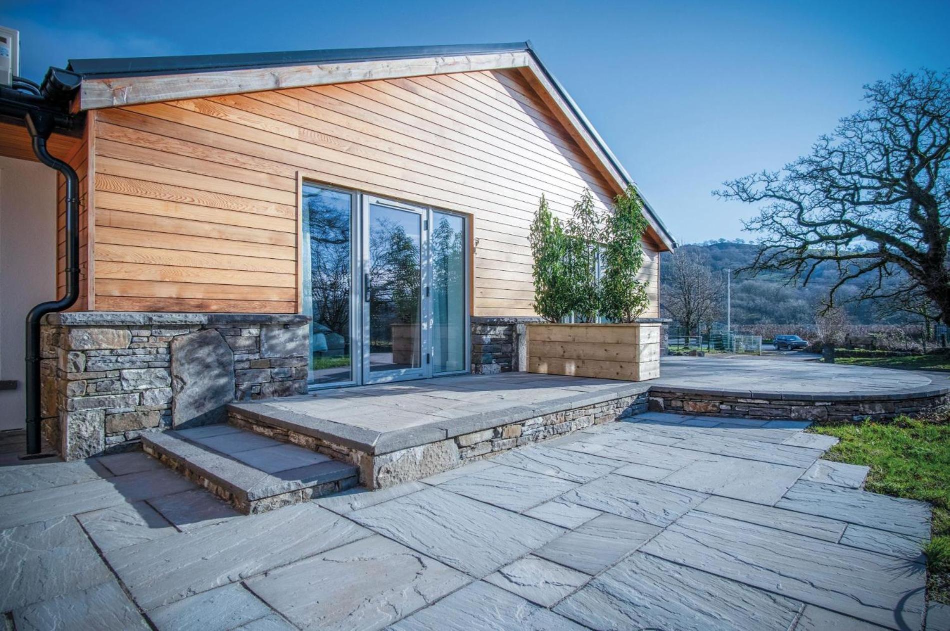 Suite 10 - Sleeping Giant Hotel - Pen Y Cae Inn Brecon Buitenkant foto