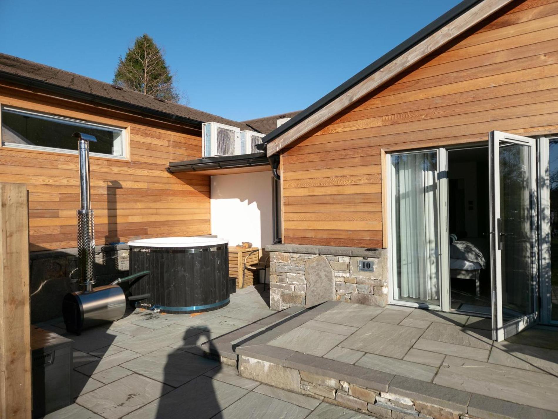 Suite 10 - Sleeping Giant Hotel - Pen Y Cae Inn Brecon Buitenkant foto